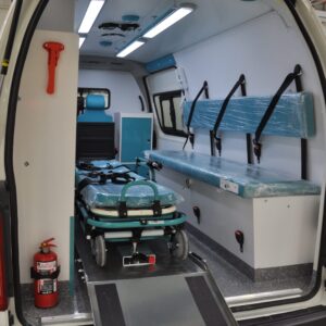 Toyota-Hiace-Ambulance7-scaled